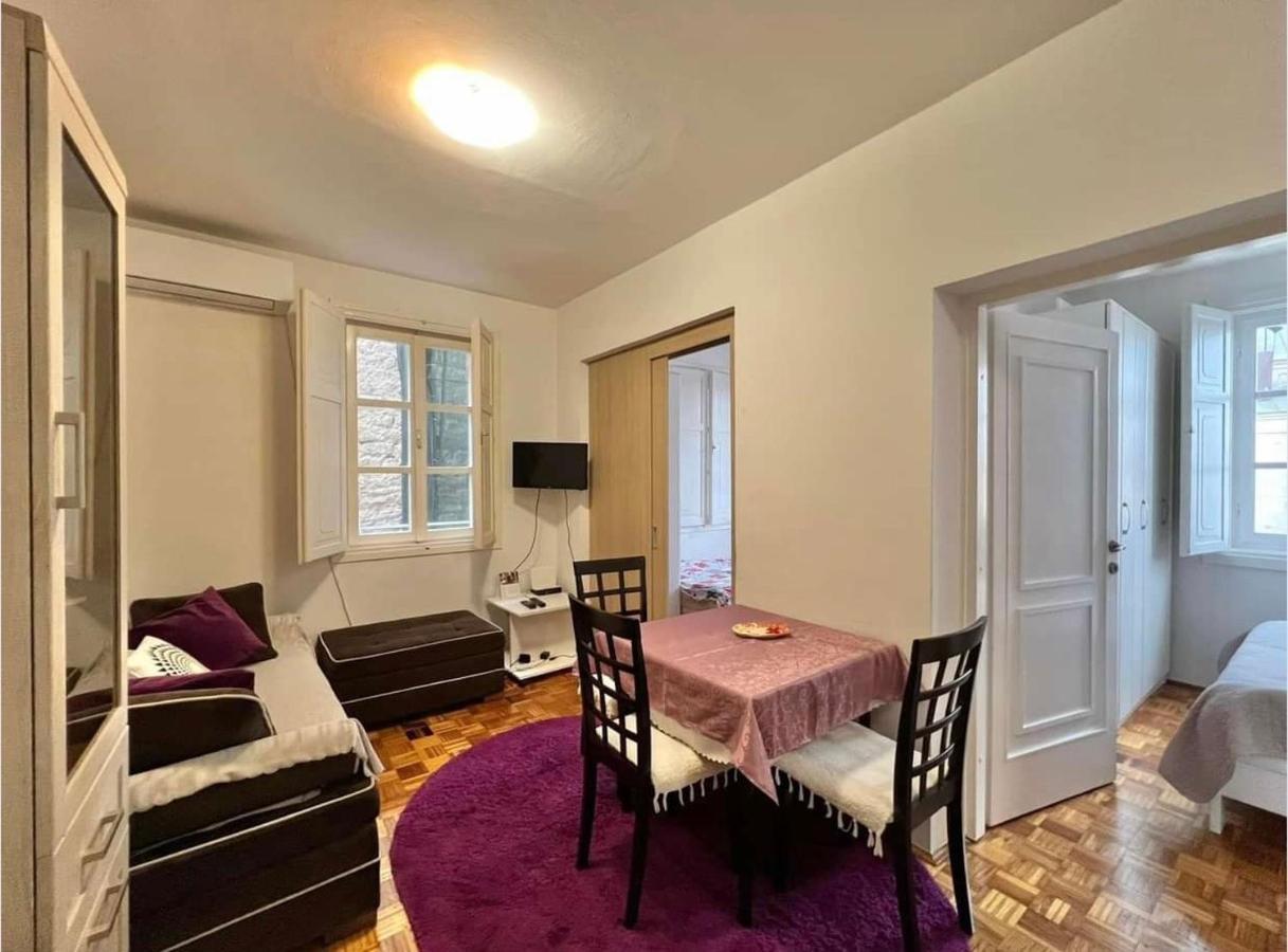 Apartment Old Town Milica แฮร์เซ็ก-โนวี ภายนอก รูปภาพ